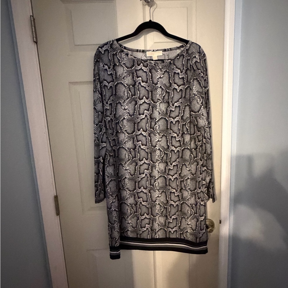 Michael Kors Black and Gray Long Sleeve Dress